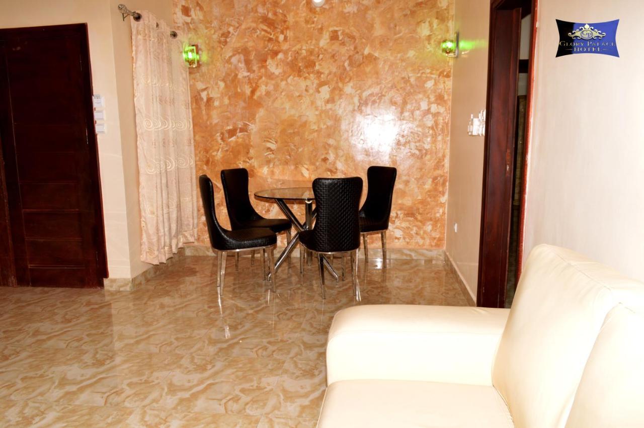 Glory Palace Hotel Cotonou Eksteriør bilde