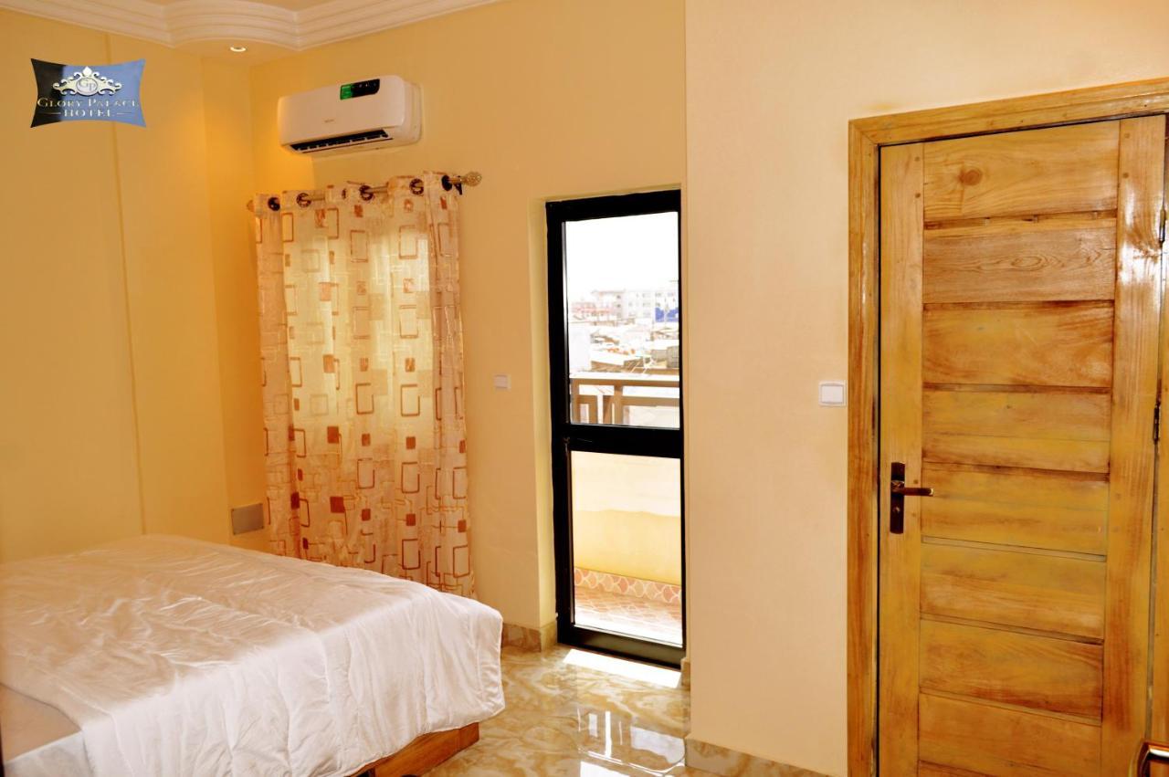 Glory Palace Hotel Cotonou Eksteriør bilde